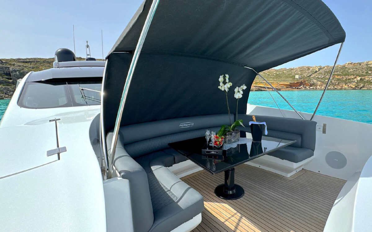 Limousine Transfers, Helicopter Transfers, Yacht Charters, Luxury Car Rentals, Private Jets, 5-Star Hotels, Luxury Villas, Concierge Service, Restaurant, Location Bookings, Personal Shopping, Personal Trainer, Private Tours, Bodyguards, Security Services